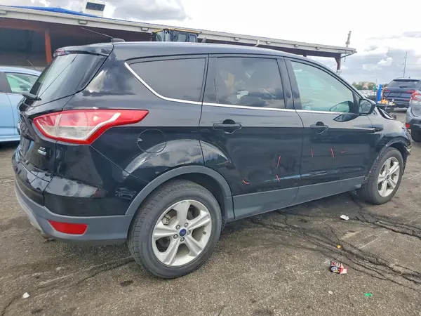 1FMCU9GX6GUB59628 — 2016 Ford Escape, фото 3 с аукциона Copart, Передняя часть