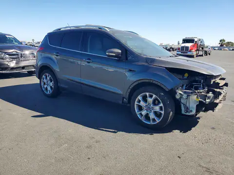 1FMCU0J95GUB08272 — 2016 Ford Escape, фото 4 с аукциона Copart 14.10.2026, Передняя часть