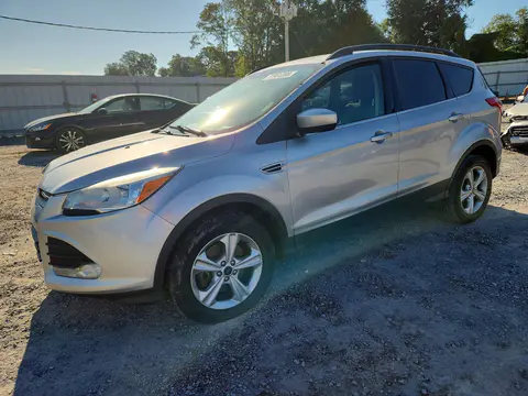 1FMCU9GX8GUB12763 — 2016 Ford Escape, Передняя часть, фото до ремонта