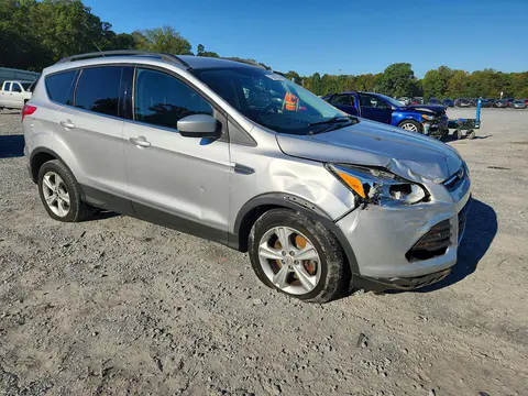 2016 Ford Escape Se VIN 1FMCU9GX8GUB12763 фото 4
