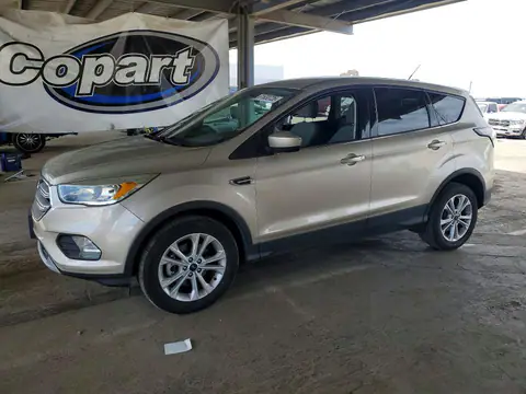 1FMCU0GD1HUA54692 — 2017 Ford Escape, Мелкие вмятины и царапины (Minor Dent/Scratches), фото до ремонта