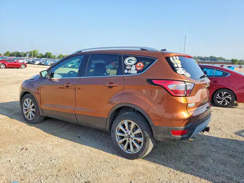 1FMCU9J93HUE21486 — 2017 Ford Escape, фото 2 с аукциона Copart 30.09.2026, Передняя часть