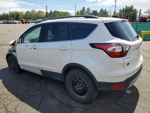 2017 Ford Escape VIN 1FMCU9G90HUA00400 фото 2