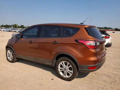 1FMCU0F73HUE07865 — 2017 Ford Escape, фото 2 с аукциона Copart 14.10.2026, Передняя часть