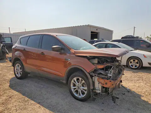 1FMCU0F73HUE07865 — 2017 Ford Escape, фото 4 с аукциона Copart 14.10.2026, Передняя часть