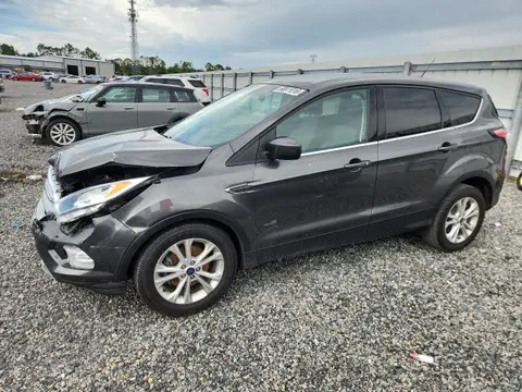 1FMCU0GD9HUC43798 — 2017 Ford Escape, Передняя часть (Front End), фото до ремонта