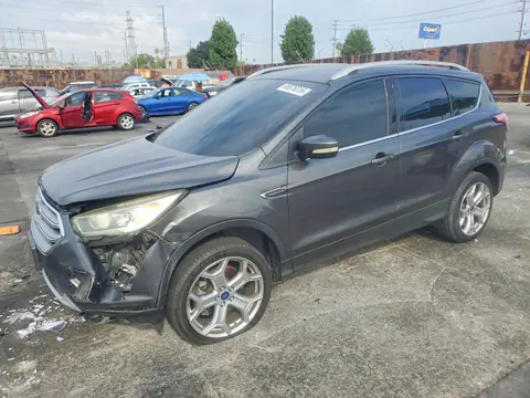 1FMCU0J93HUD66467 — 2017 Ford Escape, Передняя часть (Front End), фото до ремонта