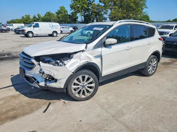 1FMCU9J94HUA68580 — 2017 Ford Escape, Передняя часть (Front End), фото до ремонта