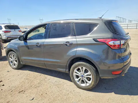 2017 Ford Escape VIN 1FMCU0GD8HUB44695 фото 2