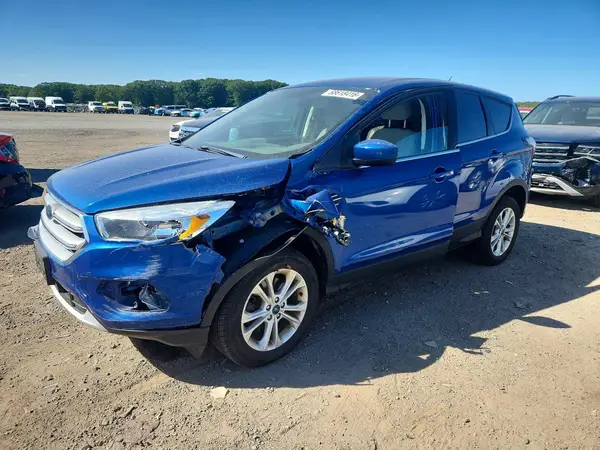 1FMCU9GD1HUA07070 — 2017 Ford Escape, Передняя часть (Front End), фото до ремонта