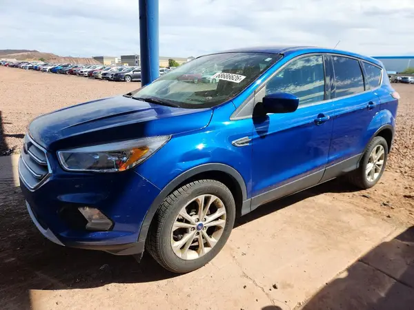 1FMCU0GDXHUB14470 Ford Escape 2017 — повреждение Мелкие вмятины и царапины, фото до ремонта