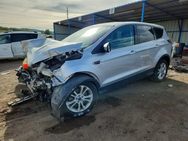 1FMCU0G95HUA24767 — 2017 Ford Escape, Передняя часть (Front End), фото до ремонта