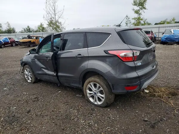 1FMCU9GDXHUC98927 — 2017 Ford Escape, фото 2 с аукциона Copart 05.10.2026, Передняя часть