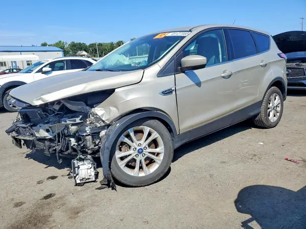 1FMCU9GDXHUC70853 — 2017 Ford Escape, Передняя часть (Front End), фото до ремонта