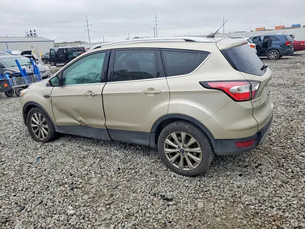 1FMCU0J95HUE76646 — 2017 Ford Escape, фото 2 с аукциона Copart 06.10.2026, Боковая часть