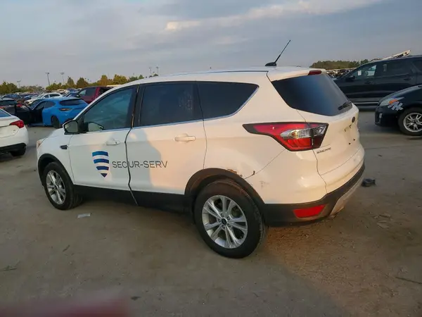 1FMCU0GDXHUA15857 — 2017 Ford Escape, фото 2 с аукциона Copart 13.10.2026, Естественный износ