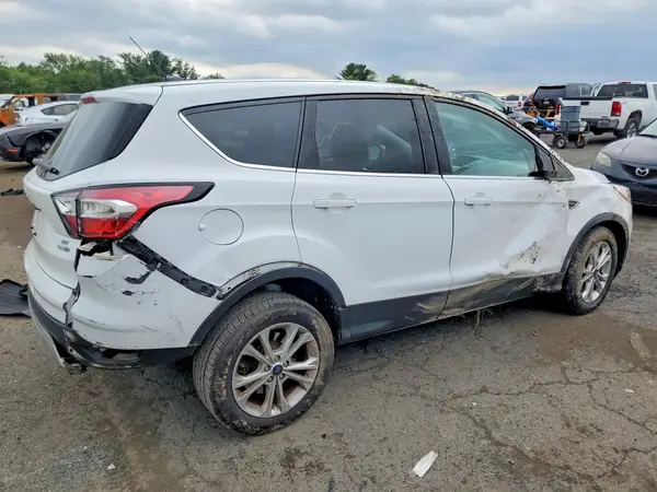 2017 FORD ESCAPE VIN 1FMCU9G92HUB85212 фото 3