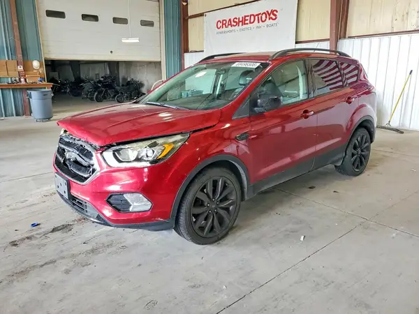 1FMCU0GD5HUA47065 — 2017 Ford Escape, Передняя часть (Front End), фото до ремонта