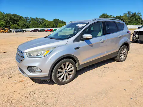 1FMCU0JDXHUD83772 — 2017 Ford Escape, Мелкие вмятины и царапины (Minor Dent/Scratches), фото до ремонта