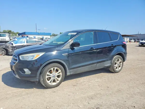 1FMCU0GDXHUD76263 — 2017 Ford Escape, Механические повреждения (Mechanical), фото до ремонта
