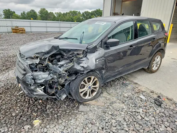 1FMCU0F77HUA23071 — 2017 Ford Escape, Передняя часть (Front End), фото до ремонта