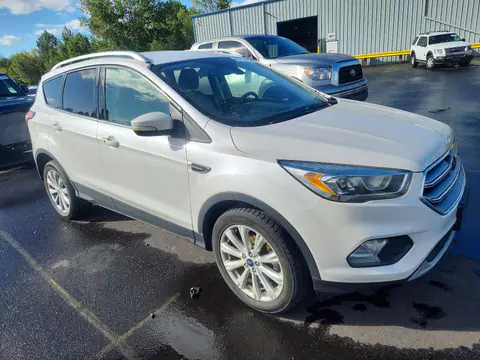 2017 Ford Escape VIN 1FMCU0JD7HUE57746 фото 4