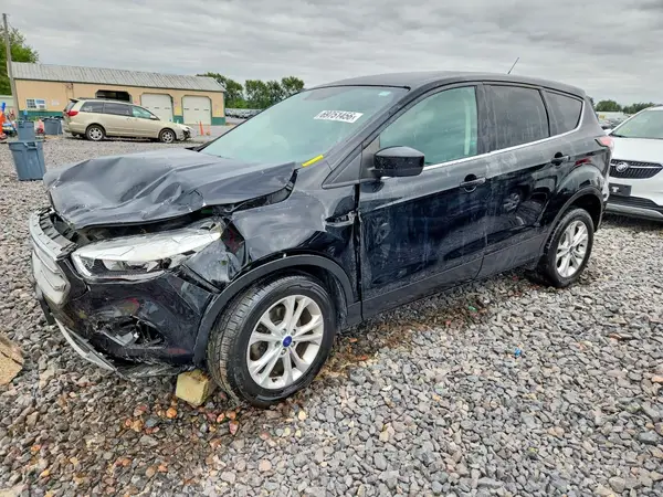 1FMCU0GD9HUA59445 — 2017 Ford Escape, Передняя часть (Front End), фото до ремонта