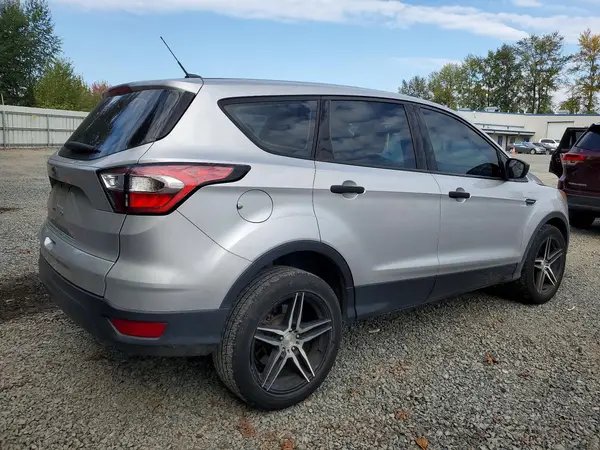1FMCU0F71HUE98005 — 2017 Ford Escape, фото 3 с аукциона Copart, Передняя часть