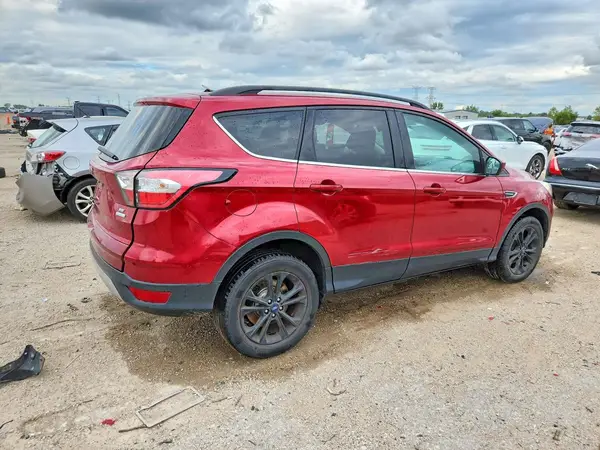1FMCU0GD7HUD47030 — 2017 Ford Escape, фото 3 с аукциона Copart, Боковая часть