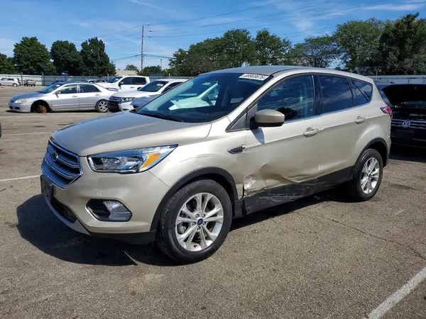 1FMCU0GD5HUA78686 — 2017 Ford Escape, Боковая часть (Side), фото до ремонта