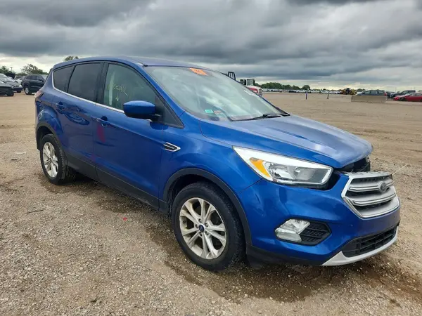 1FMCU9GD9HUF00754 — 2017 Ford Escape, фото 4 с аукциона Copart, Передняя часть