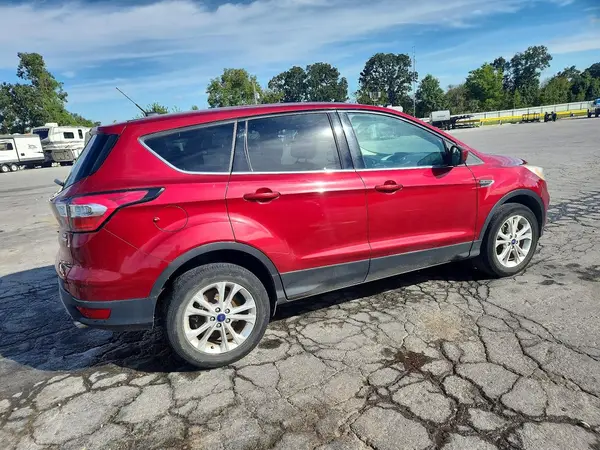 1FMCU0GD2HUB43283 — 2017 Ford Escape, фото 3 с аукциона Copart, Задняя часть