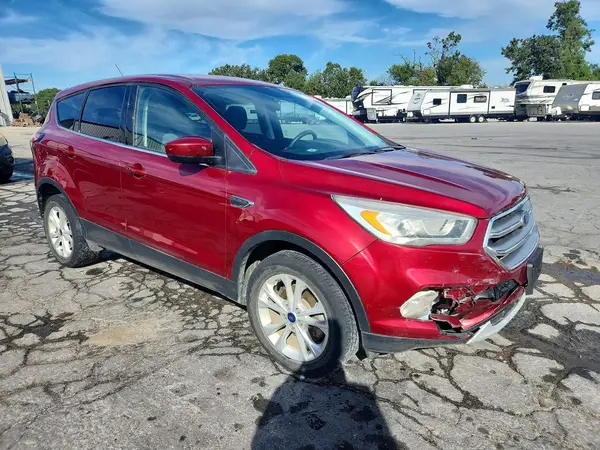 1FMCU0GD2HUB43283 — 2017 Ford Escape, фото 4 с аукциона Copart, Задняя часть