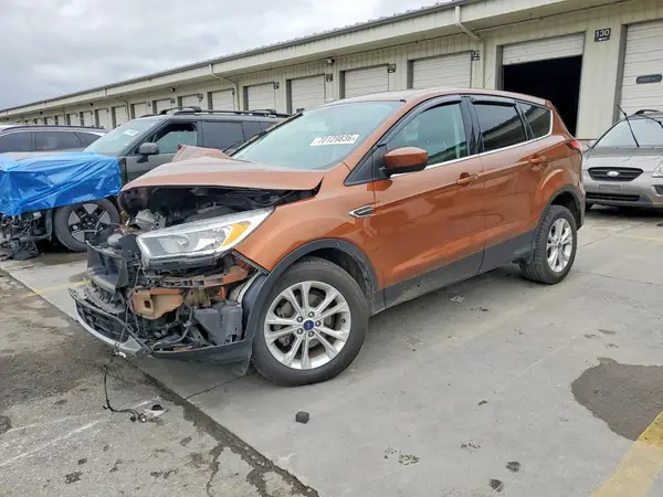 1FMCU0GD0HUC22855 — 2017 Ford Escape, Передняя часть (Front End), фото до ремонта