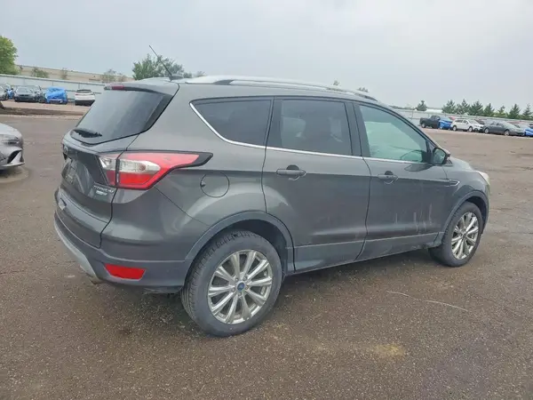 1FMCU9J94HUC09082 — 2017 Ford Escape, фото 3 с аукциона Copart 29.09.2026, Град
