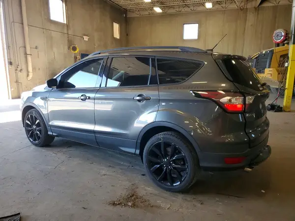 1FMCU0GD1HUE76798 — 2017 Ford Escape, фото 2 с аукциона Copart 13.10.2026, Задняя часть
