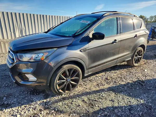 1FMCU0GD2HUA80086 — 2017 Ford Escape, Передняя часть (Front End), фото до ремонта