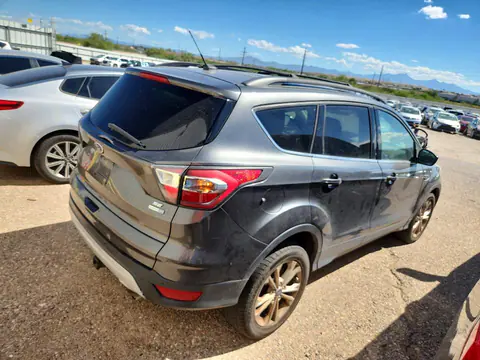 2017 Ford Escape VIN 1FMCU9G92HUA73767 фото 3
