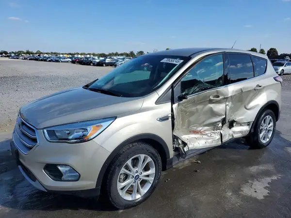 1FMCU0GD8HUC78963 — 2017 Ford Escape, Боковая часть (Side), фото до ремонта