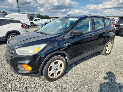 1FMCU0F79HUD03025 — 2017 Ford Escape, Задняя часть (Rear End), фото до ремонта