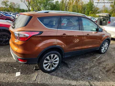 2017 Ford Escape Titanium VIN 1FMCU9J9XHUE25356 фото 3