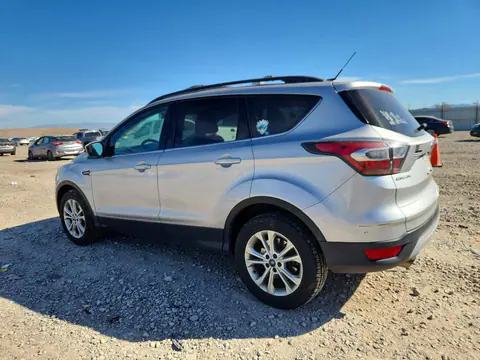 2017 Ford Escape VIN 1FMCU9GD3HUB45547 фото 2