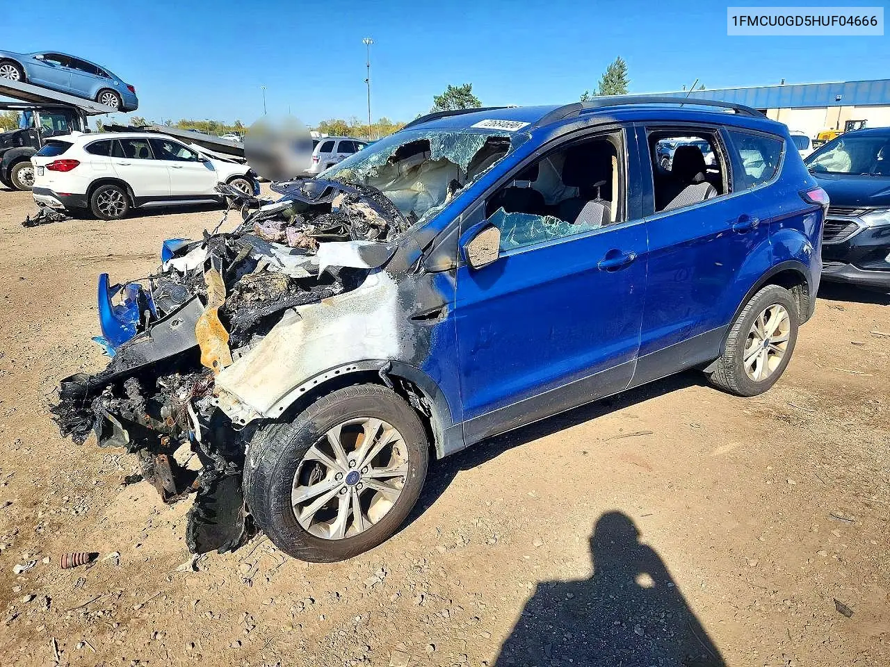1FMCU0GD5HUF04666 Ford Escape 2017 — повреждение Пожар, фото до ремонта