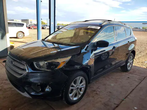 1FMCU0GD9JUB44470 — 2018 Ford Escape, Передняя часть (Front End), фото до ремонта