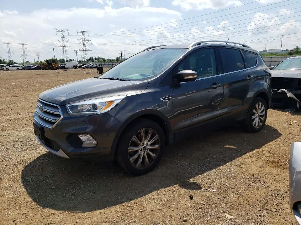 1FMCU9J9XJUA80593 Ford Escape 2018 — повреждение Механические повреждения, фото до ремонта