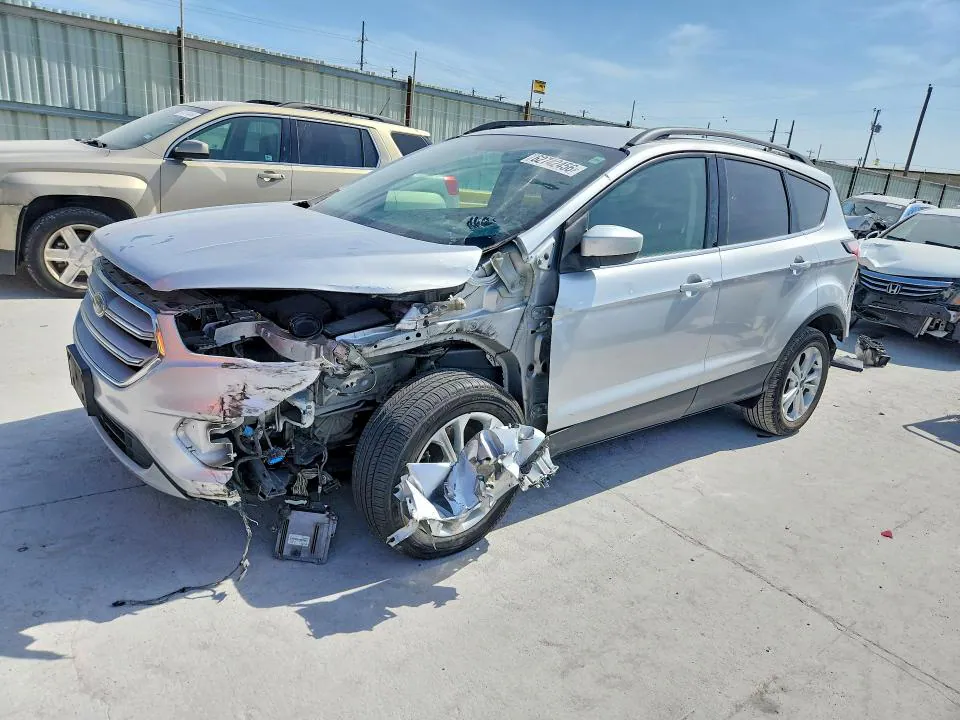 2018 FORD ESCAPE VIN 1FMCU0G92JUB49733 фото 1