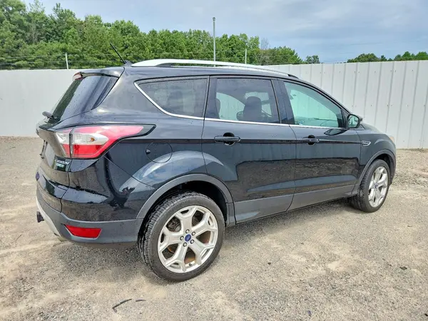 1FMCU9J95JUB37234 — 2018 Ford Escape, фото 3 с аукциона Copart 01.10.2026, Естественный износ