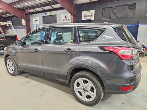 2018 Ford Escape VIN 1FMCU0F7XJUA18842 фото 2