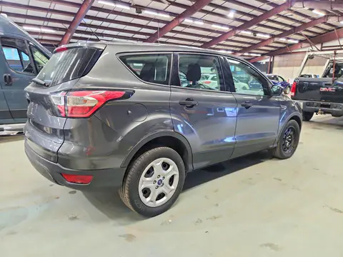 2018 Ford Escape VIN 1FMCU0F7XJUA18842 фото 3