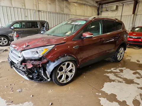 1FMCU9J98JUB59292 — 2018 Ford Escape, Передняя часть (Front End), фото до ремонта